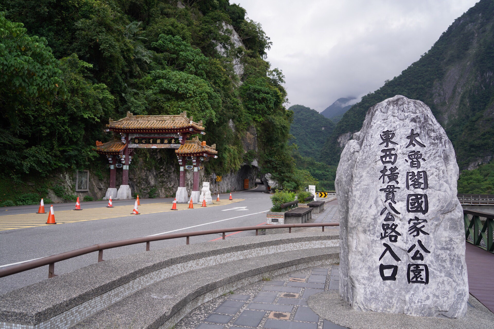太鲁阁国家公园景点图片