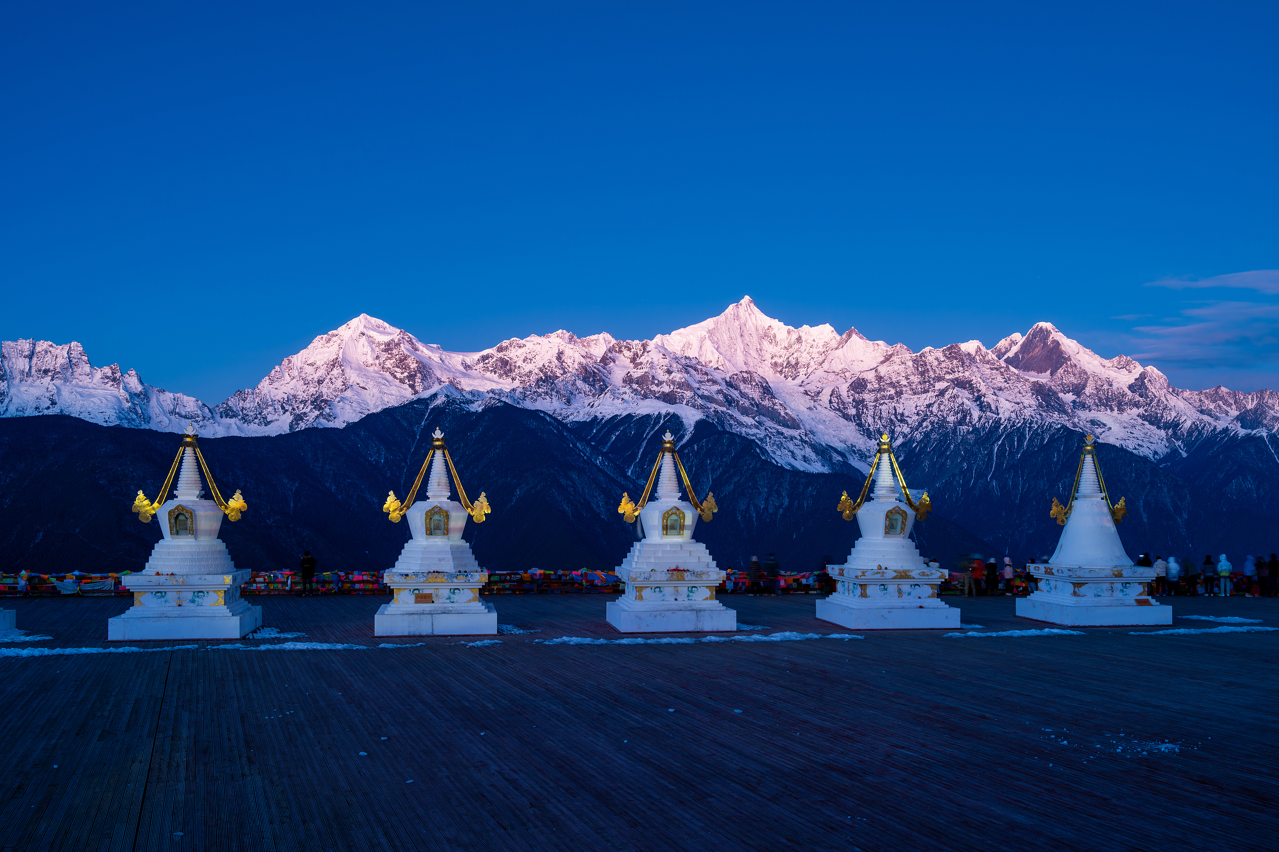 梅里雪山景点图片